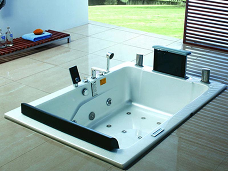 bồn tắm quảng ninh