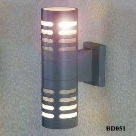 Đèn ốp tường ngoại thất Molux BD051 (Vỏ đen/xám)