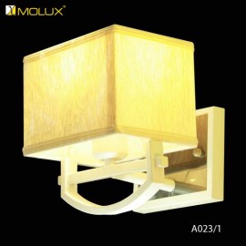 Đèn ốp tường hiện đại MOLUX A023/1 (W200*L200*H200mm)